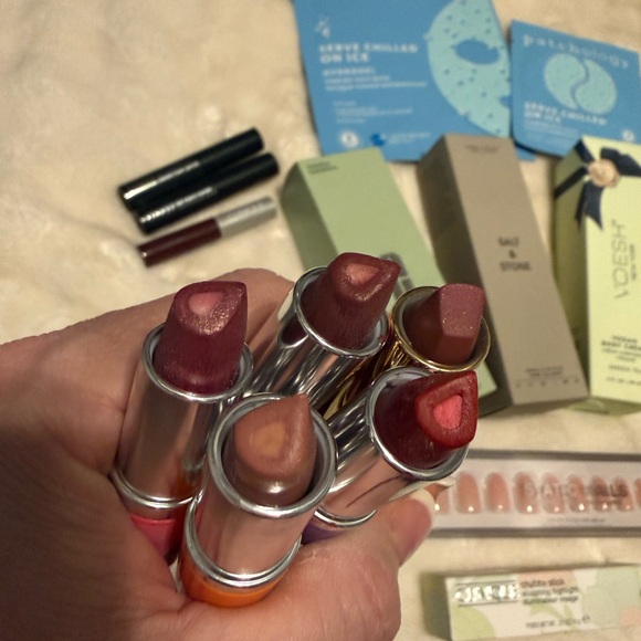 Name Brand Beauty Haul & Calmi Rings - Picture 2 of 2